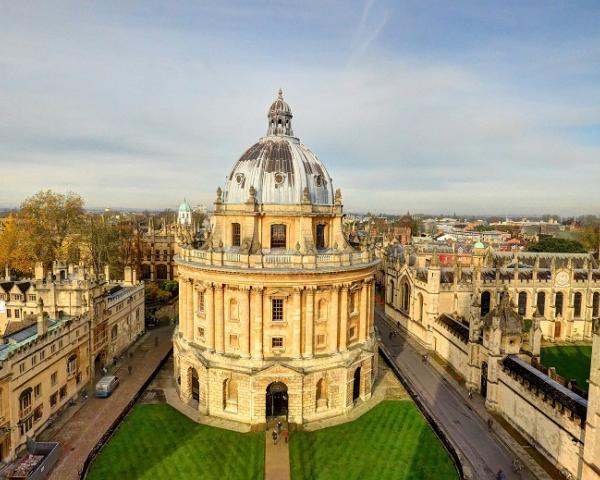 Dr Pigozzi Participates in the Oxford Symposium in Comparative and International Education